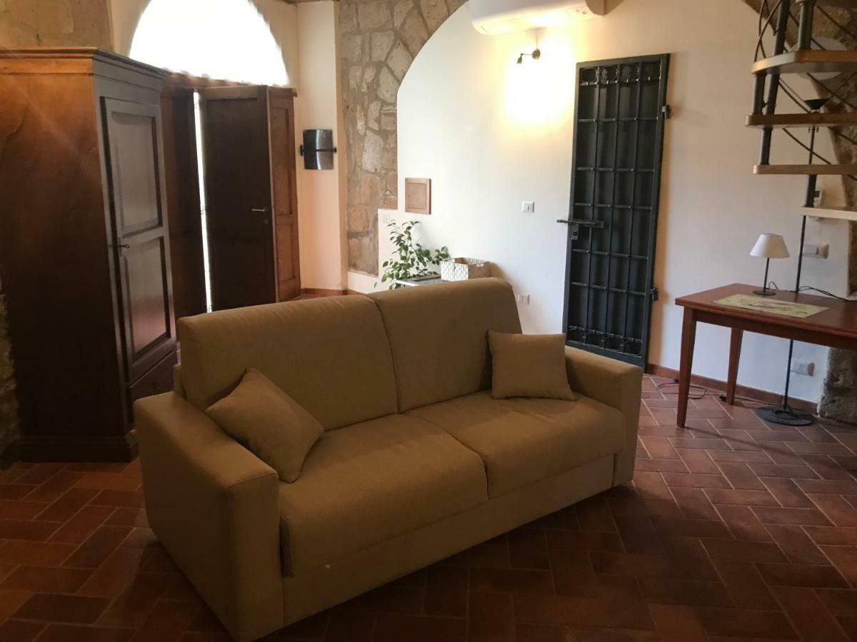דירות אורביאטו Palazzo Urbani מראה חיצוני תמונה